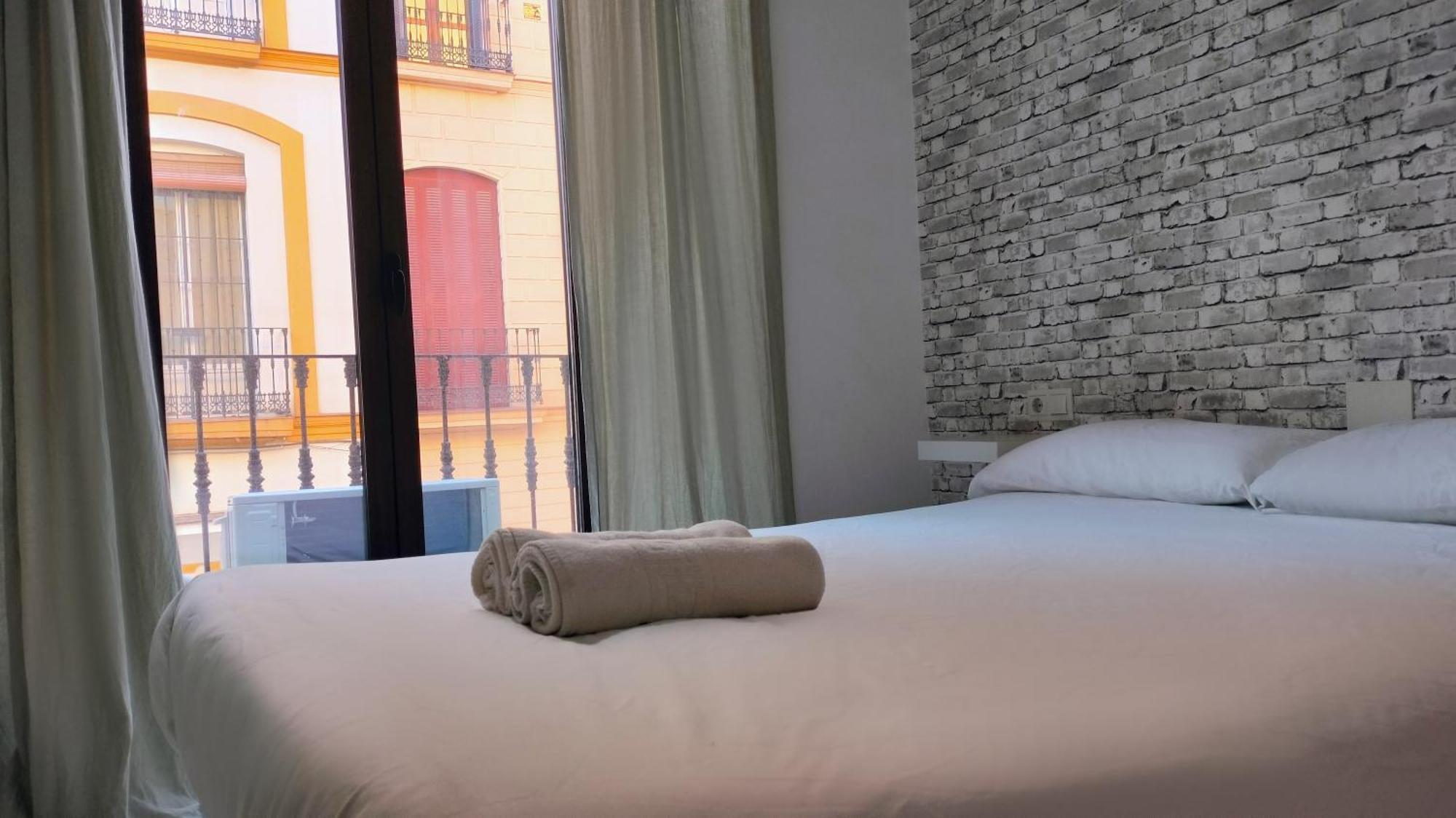 Apartamento En Sevilla Centro Con Vistas A La Plaza Alameda De Hercules - Hasta 7 Personas Exteriör bild